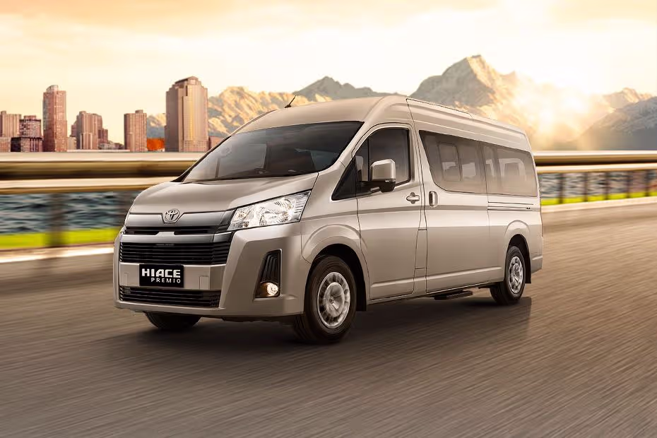Toyota Hiace Premio Luxury